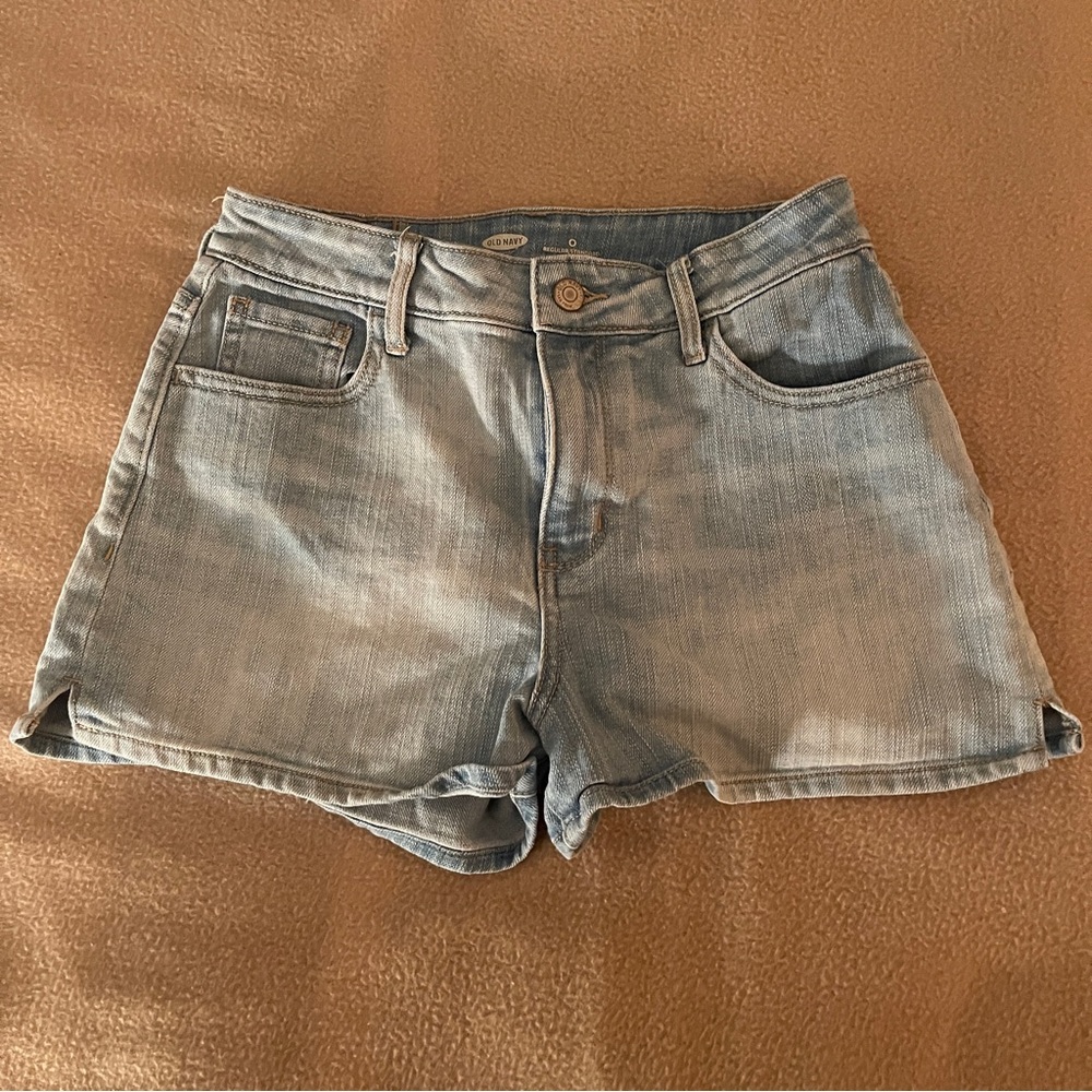 Light denim wash shorts